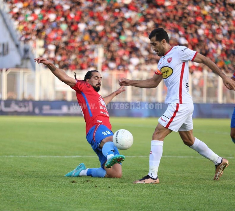 گزارش زنده/ نساجی 0 - 4 پرسپولیس (فیلم)