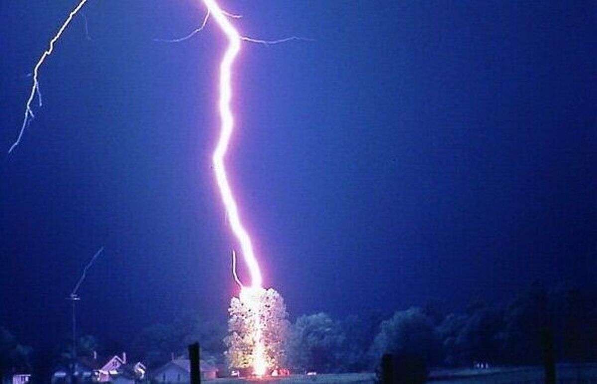 فوت 2 نفر بر اثر صاعقه در ایلام