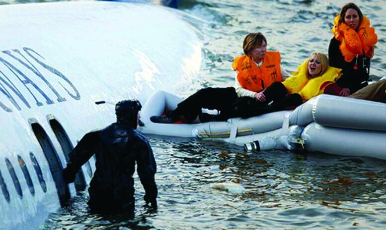 عجیب ترین شغل دنیا: شکارچی فرودگاه مهرآباد